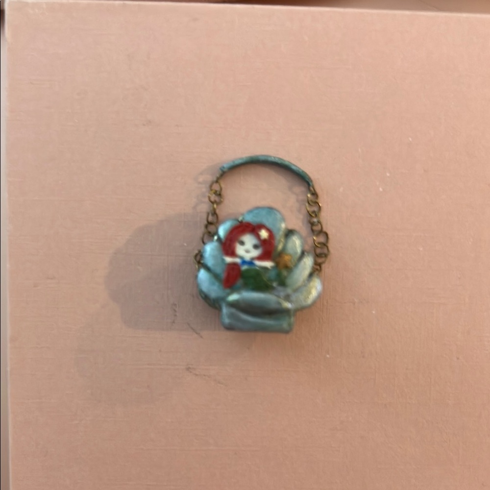 Charming Blue Floral Pendant